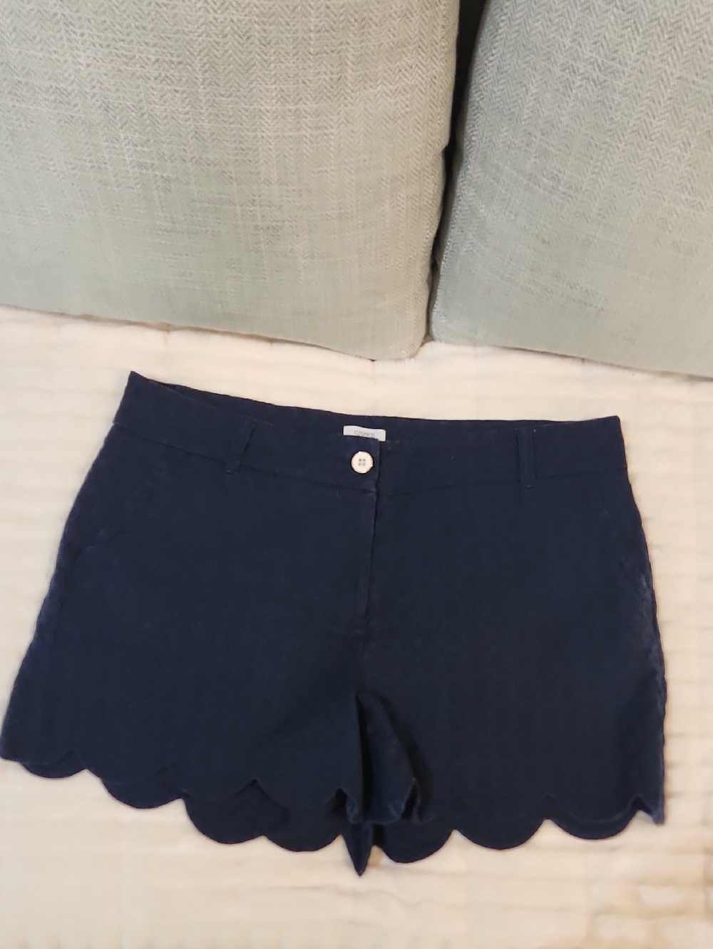 crown & ivy Navy Scallop-Hem High Waist Shorts
